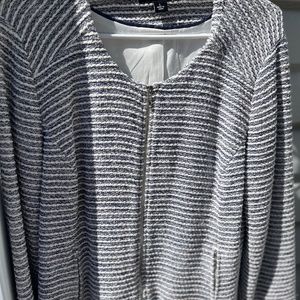 Adrienne Vittadini blue and white zipper blazer